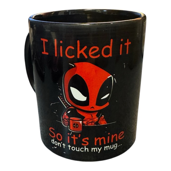 Deadpool Graphics Mug (some scratches) GUC - Picture 2 of 4